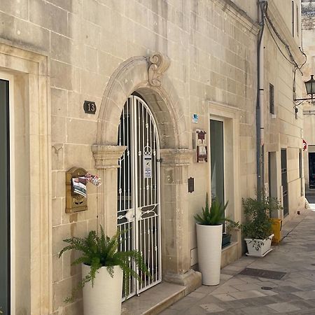 Book And Bed Bed & Breakfast Maglie Exterior foto